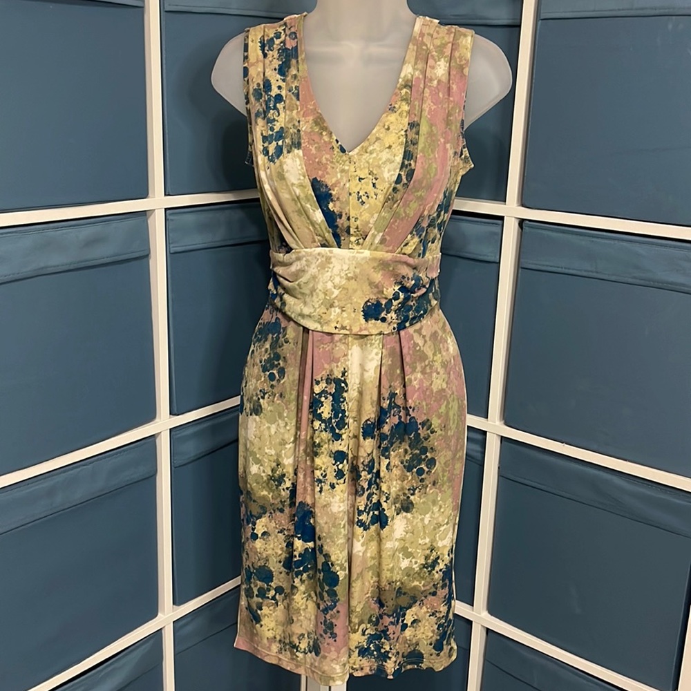 Simply Vera “Vera Wang” Unique dress 🥰✨